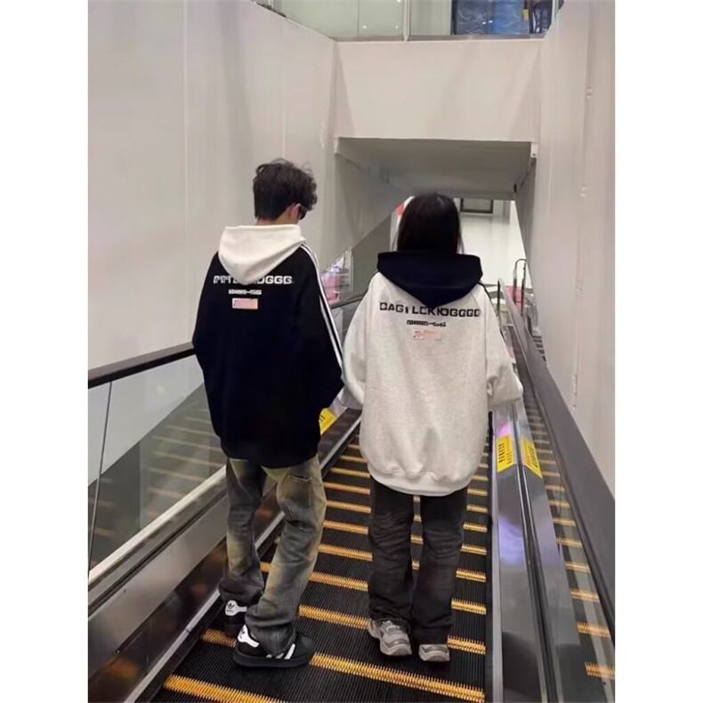 原宿连帽卫衣男春秋2025新款美式高街重磅情侣装帽衫外套百搭慵懒图片