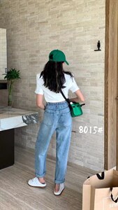 夏季新款，破洞老爹裤图片