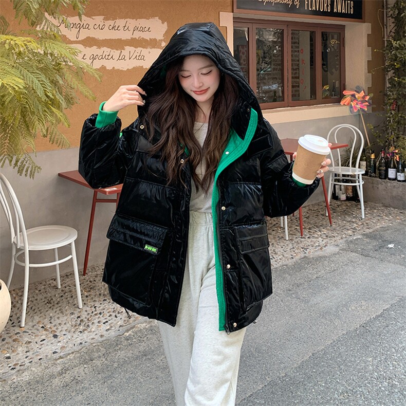 【现货】黑色亮面短款羽绒服女90白鸭绒保暖时尚连帽外套,女装羽绒服,鑫火火