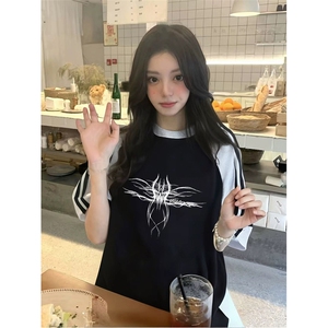 抖音得物品质二开240克宽松纯棉美式潮牌插肩三杠织带短袖T恤图片