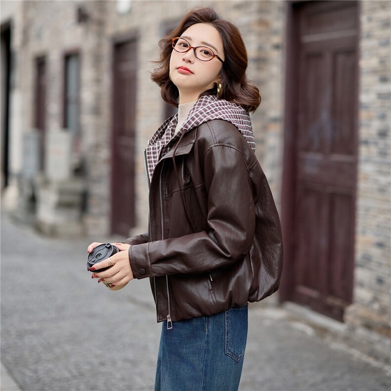 加绒皮衣外套女连帽格子拼接上衣2025冬季新款加厚毛皮夹克机车服,女装皮衣,美拉德工厂直营店