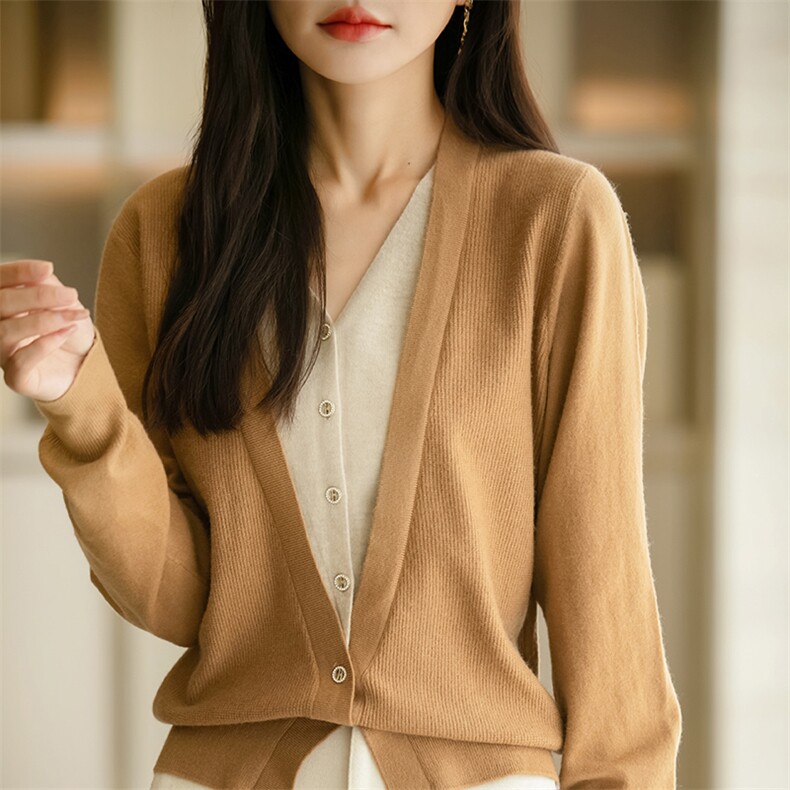 2025新款假两件针织开衫女短外套撞色拼接毛衣显瘦小个子外搭上衣,针织衫/毛衣,佳绒包芯纱店
