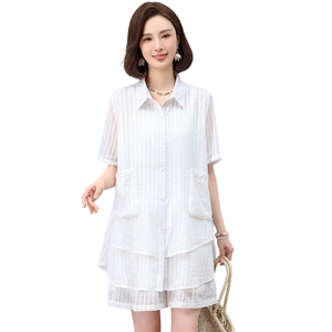 套装女2025年夏季新款时尚宽松中年妈妈大码短裤两件套图片