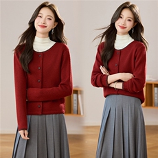 新年红色绵羊毛针织开衫毛衣女装2025秋季新款小香风针织开衫撞色，女装羊毛衫，艾米