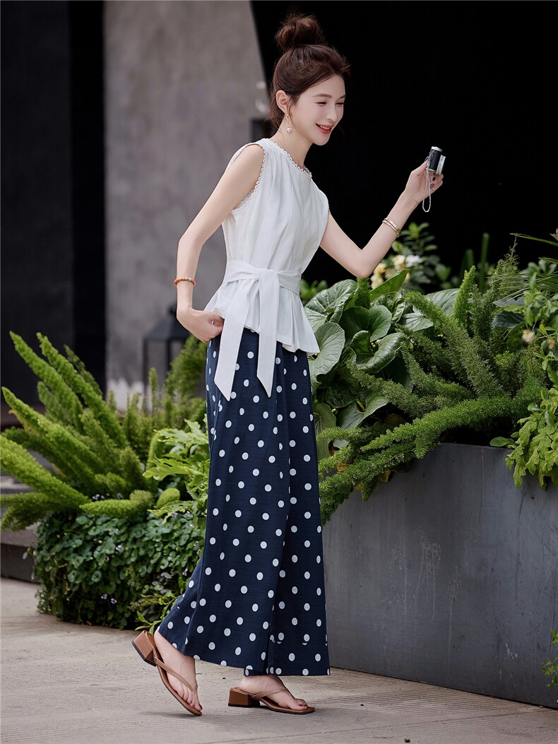 2026夏季新款时尚套装女波点无袖背心上衣高腰阔腿裤两件套,女装套装/套裙,微微衣阁