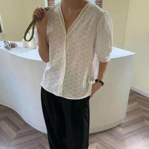 韩系ｖ领蕾丝小衫，女装，素宇 SUYU