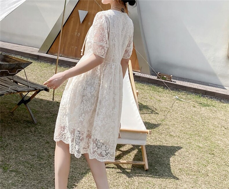 现货夏季新款蕾丝连衣裙，女装连衣裙，与跃