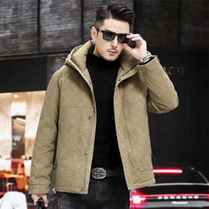 B8027钱塘2020-3新款商务休闲冬季厚款简约中年男士羽绒服P258图片