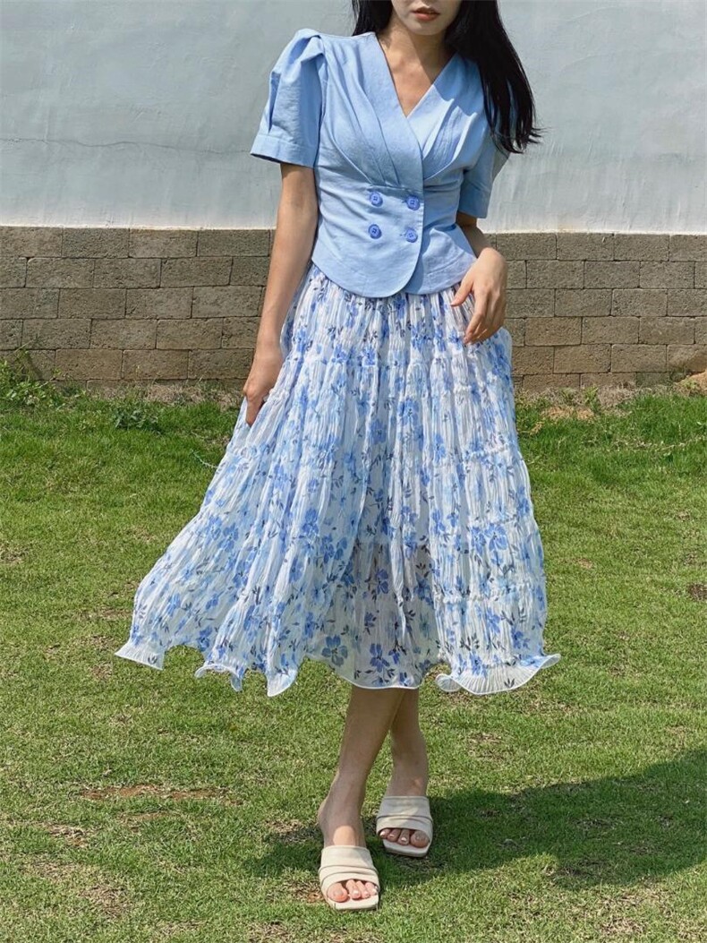 讨人欢喜的碎花褶半身裙～搭配同色系法式西装，女装半身裙，GN