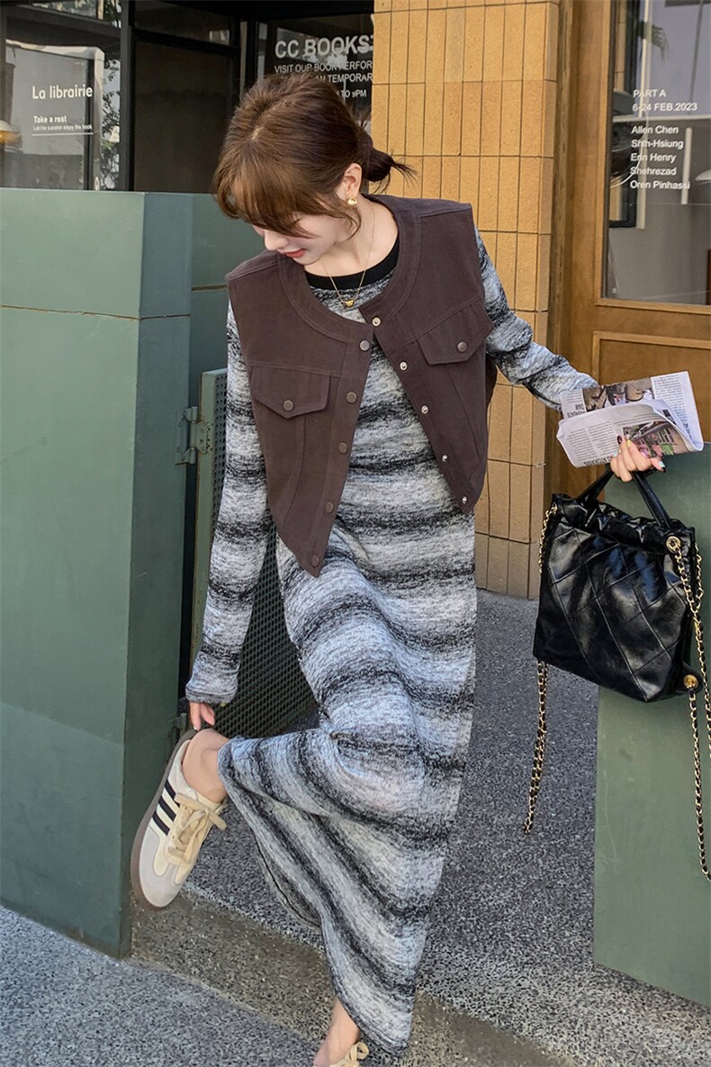 韩系松弛感穿搭针织条纹连衣裙套装女春季新款工装马甲长裙两件套,女装套装/套裙,千千佰惠