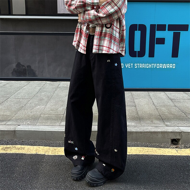8X-M卡通绣花休闲裤男2025新款情侣宽松阔腿弯刀裤子K9173P78,男装休闲裤,电商D206-1