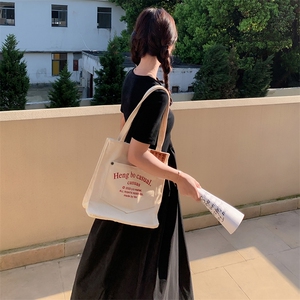 黑色收腰短袖t恤裙女2024夏季新款法式赫本风拼接气质休闲连衣裙图片