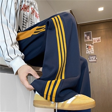 藏青色