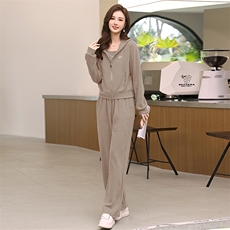 2024春季新款时尚潮流三件套女装套装显瘦百搭休闲运动服，女装套装/套裙，梦芯尔