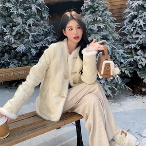 新款 现货主推风刺绣羽绒服外套9928-P245-K368图片