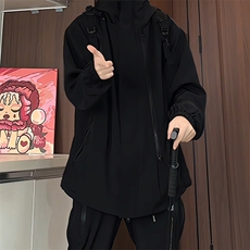 黑色