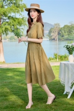 6309时尚翻领格纹抽绳显瘦连衣裙，女装连衣裙，倪叶myz