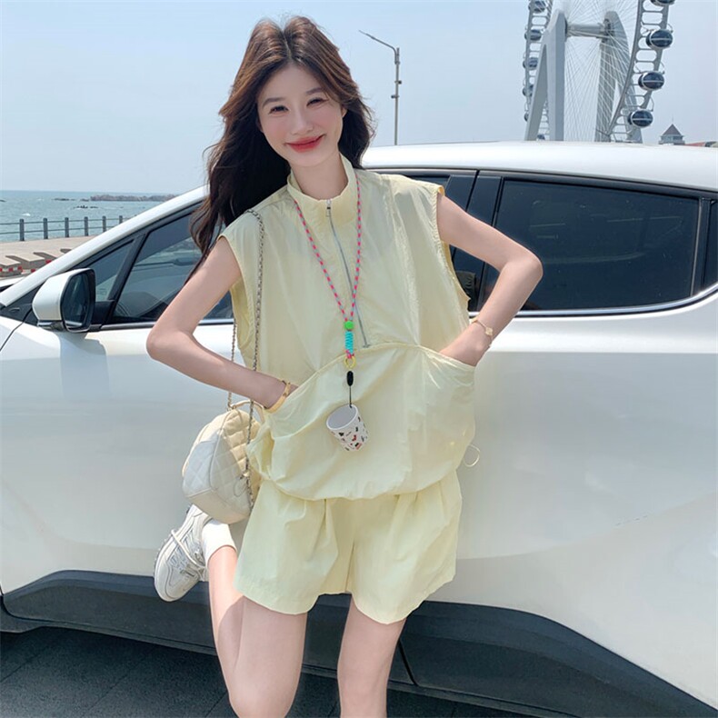 甜美复古工装奶黄色短裤套装女夏季独特绝美小个子今年流行两件套,女装套装/套裙,2D143