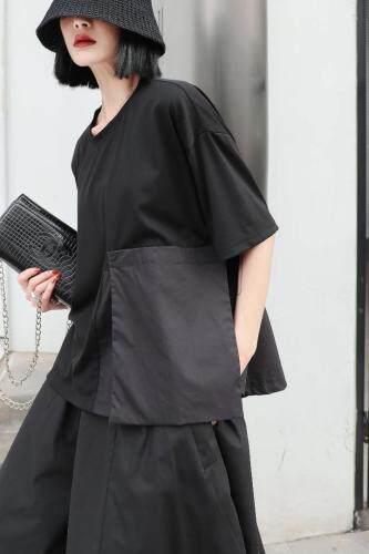 设计款拼接上衣，黑白两色，MLXL， 设计款灯笼裤，色黑，女装，弗气