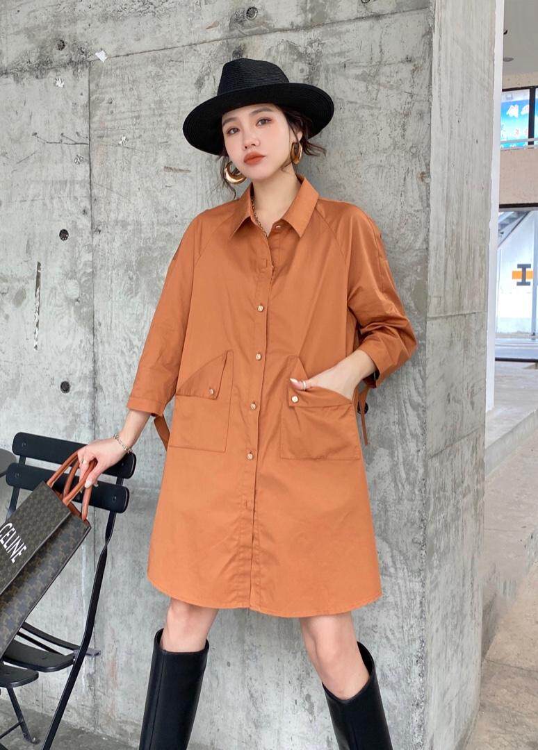 2021秋季新款翻领抽皱个性款风衣外套连衣裙，女装风衣，微迪菲