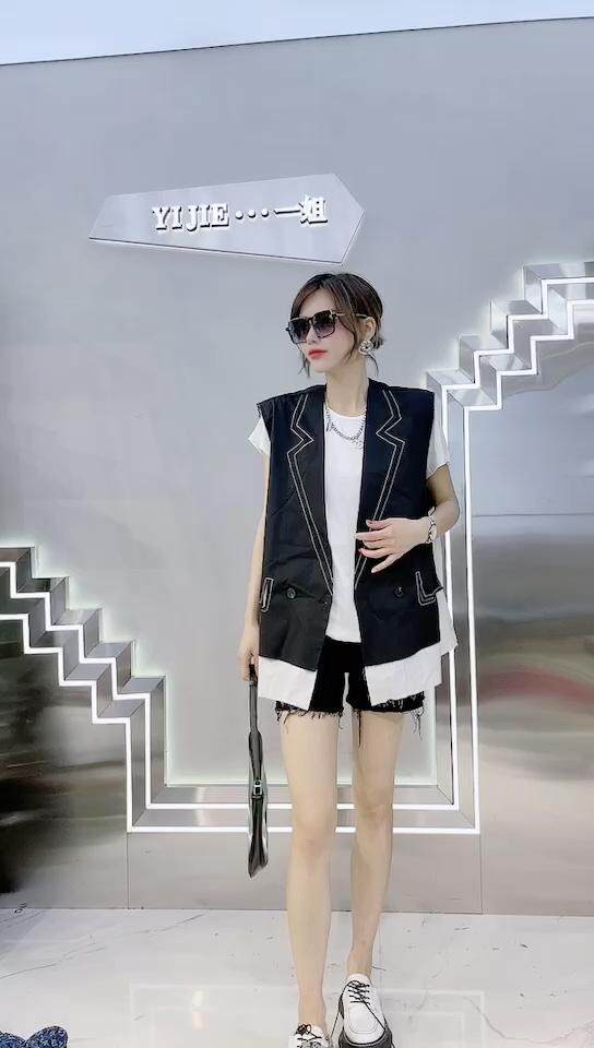 新款百搭超薄马夹，女装马夹，冰雪兒