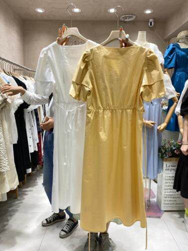 现货V领泡泡袖褶皱收腰连衣裙，女装连衣裙，FUXINXIN 福歆歆