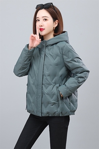 2023年冬季气质撞色时尚休闲连帽羽绒服图片