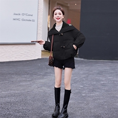 白鸭绒2024年冬季，女装羽绒服，依曼迪