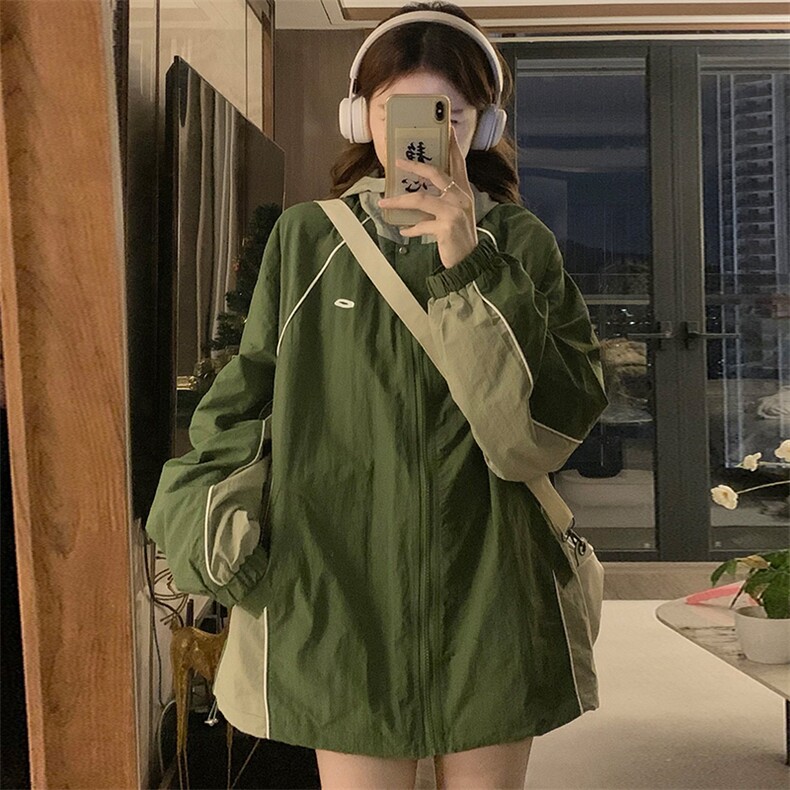 A101-P90 新款美式复古宽松绿色登山服冲锋衣男女外套秋图片