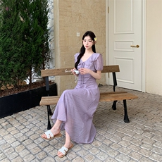 法式紫色荷叶边收腰连衣裙女夏2025新款气质温柔风爆款清纯系长裙，女装连衣裙，纯色衣恋