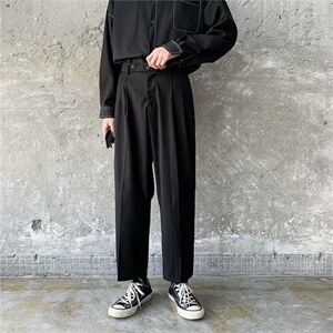 米白色