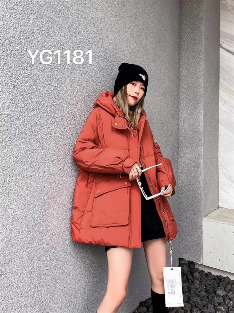 羽绒服亮色系，女装羽绒服，秀水丽人