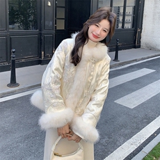 新中式毛毛拼接白色羽绒服女2026冬季新款高级小众加厚短外套，女装羽绒服，2C218