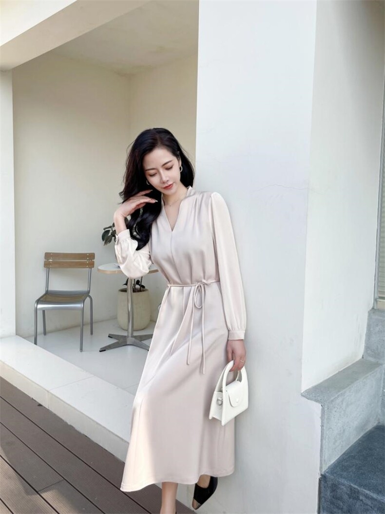 气质连衣裙，女装连衣裙，蓝芝衣秀