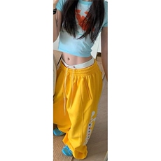 黄色