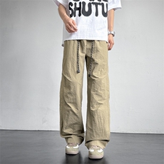 卡其色