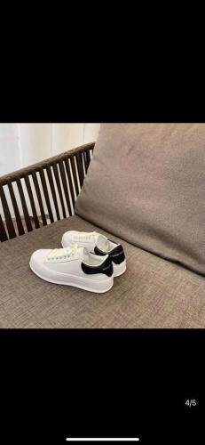 2021新款韩版时尚潮流百搭厚底真皮小白鞋，其它，她他麦