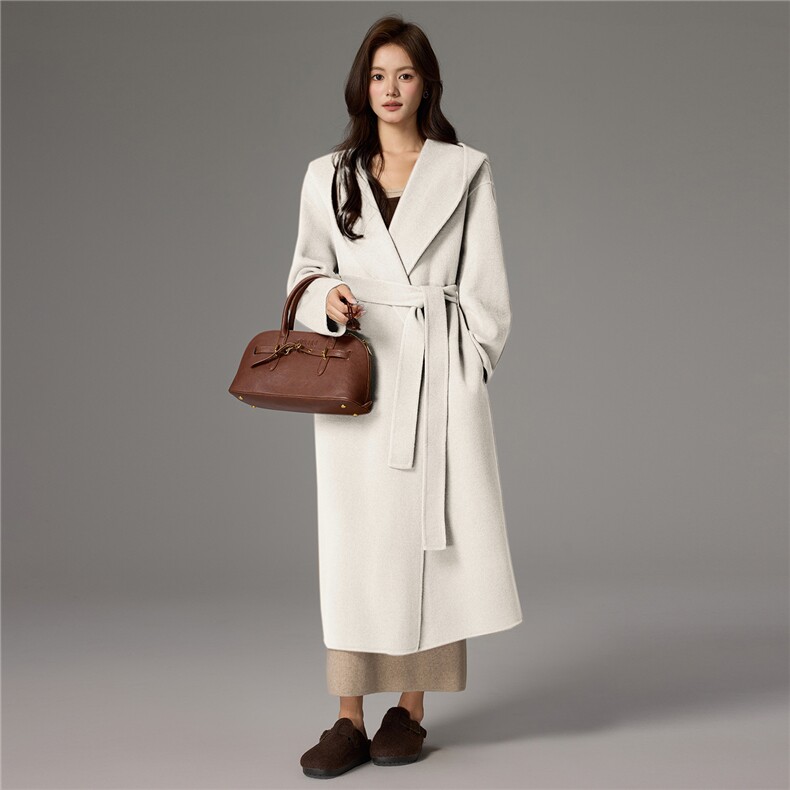 2025舒适百搭简约收腰带帽大衣，女装双面呢大衣，荣图大衣