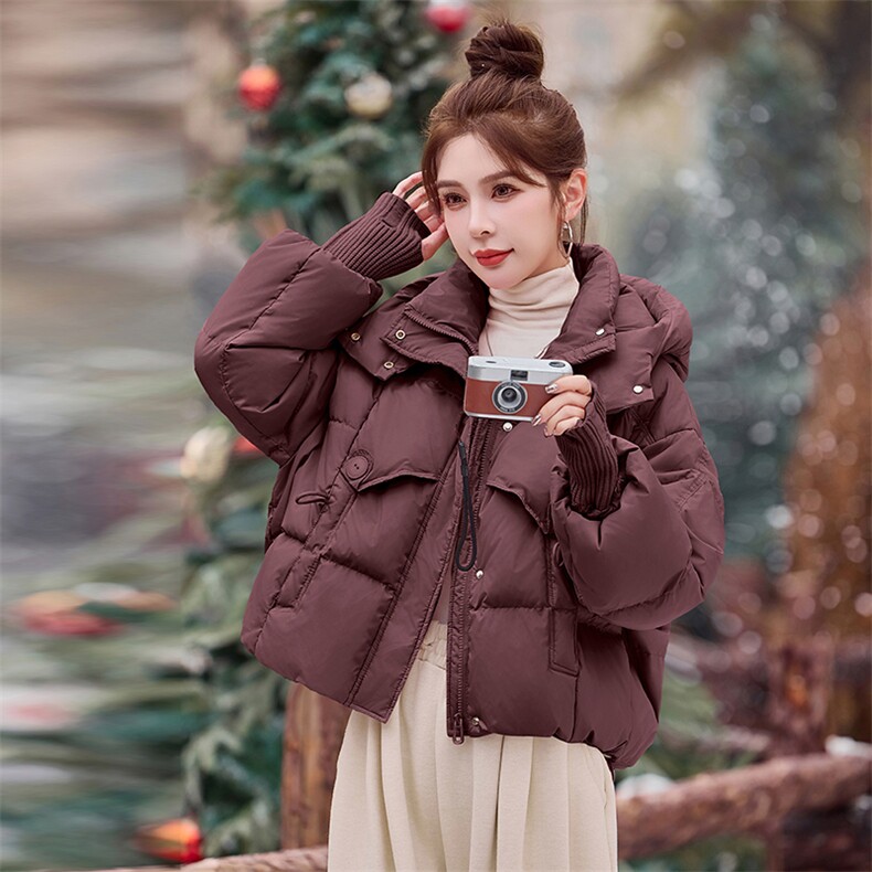 白鸭绒2025年冬季有帽不可拆休闲宽松羽绒服,女装羽绒服,布依丽人