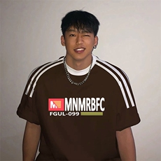 咖啡色