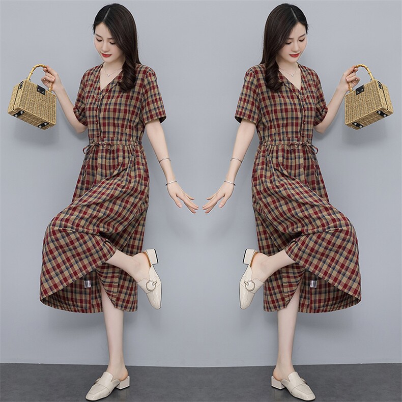 现货，2022年夏季新款女装时尚文艺休闲棉麻连衣裙格子,女装连衣裙,依万里