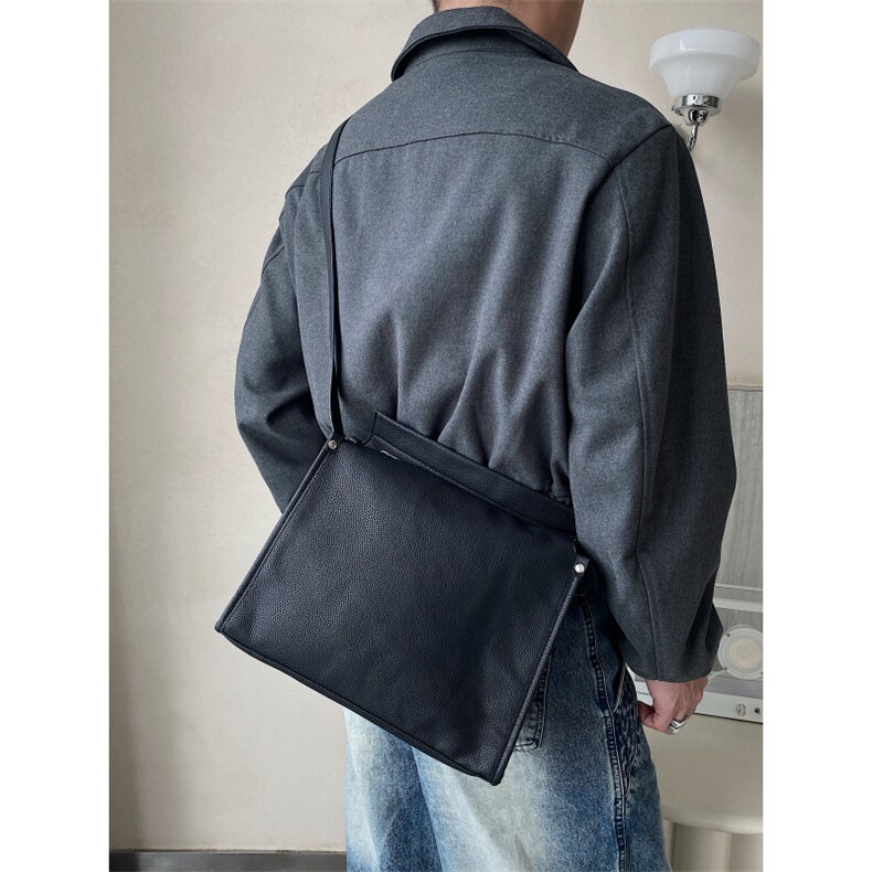 BS17-P45新款宽肩带斜挎包托特包，鞋类箱包手腕包，星座1501