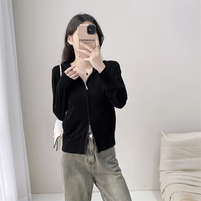 秋冬季羊毛简约拉链休闲运动风连帽开衫，女装羊毛衫，米莲尼羊绒