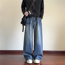 蓝色