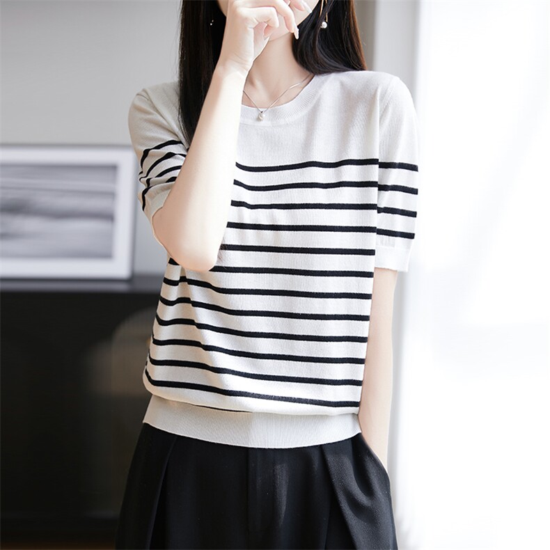 夏季薄款天丝条纹针织短袖T恤打底衫女圆领宽松休闲简约通勤上衣，女装T恤，朝思羊绒