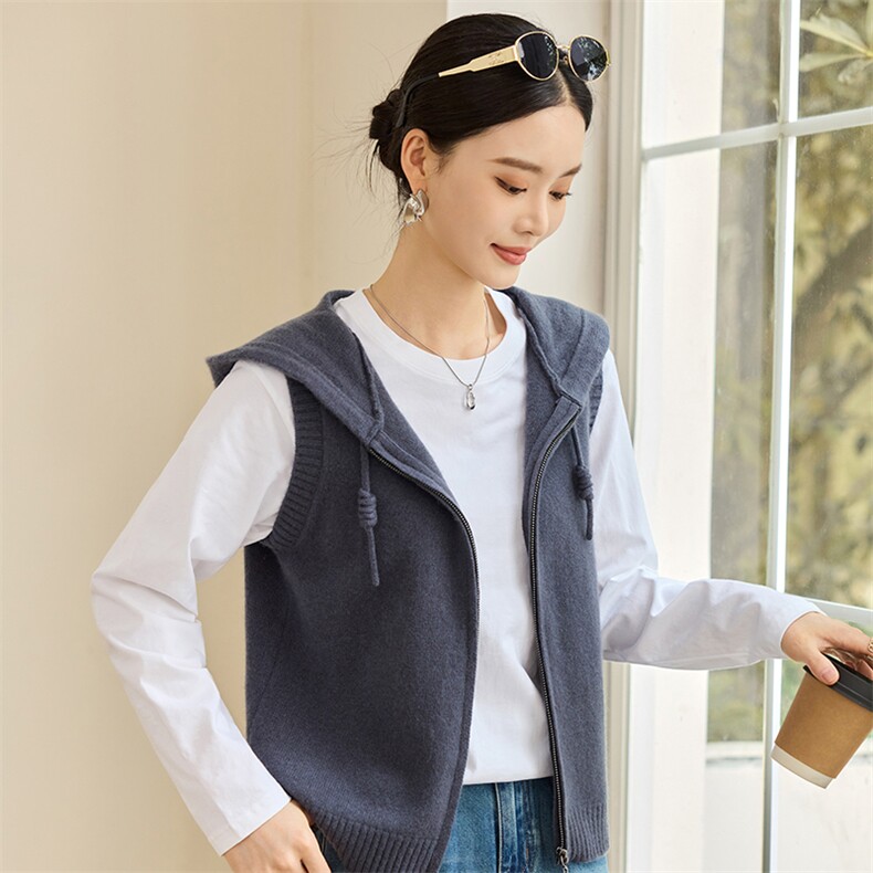 2025年秋季女士马甲潮流时尚,女装羊绒衫,仙姿羊绒