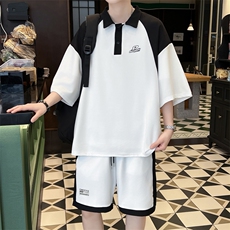 白色