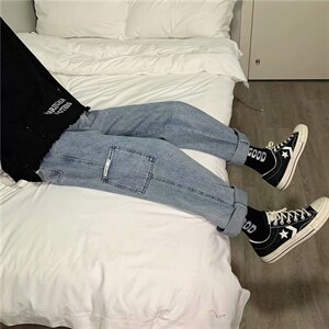 浅蓝色