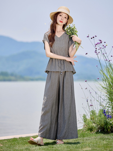 薄款天丝时尚套装女2025夏新款时尚气质减龄显瘦港风阔腿裤两件套图片
