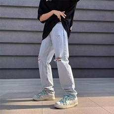 蓝色